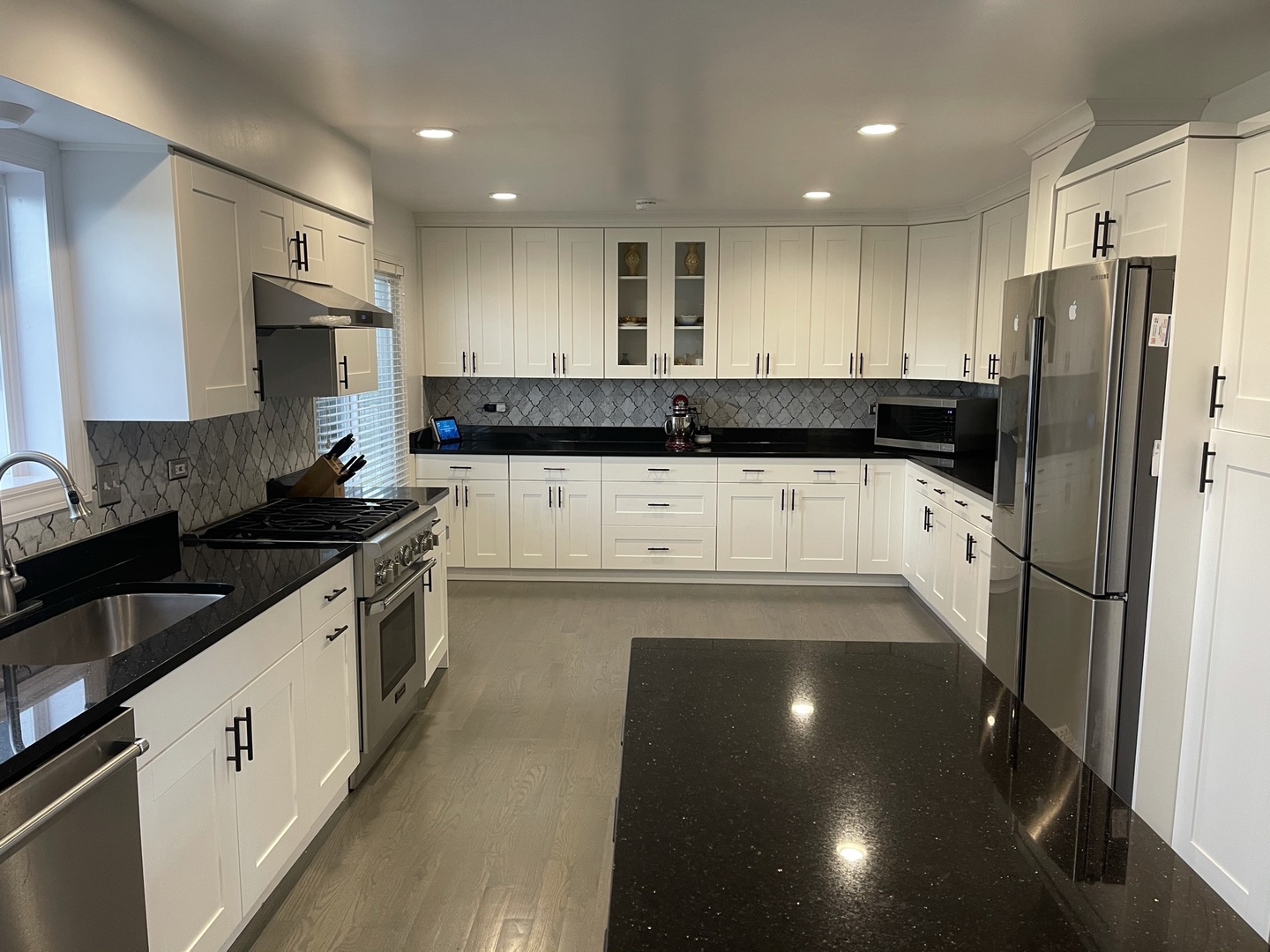4852 Snapjack Circle Naperville, IL 60564 - Photo 2 of 45