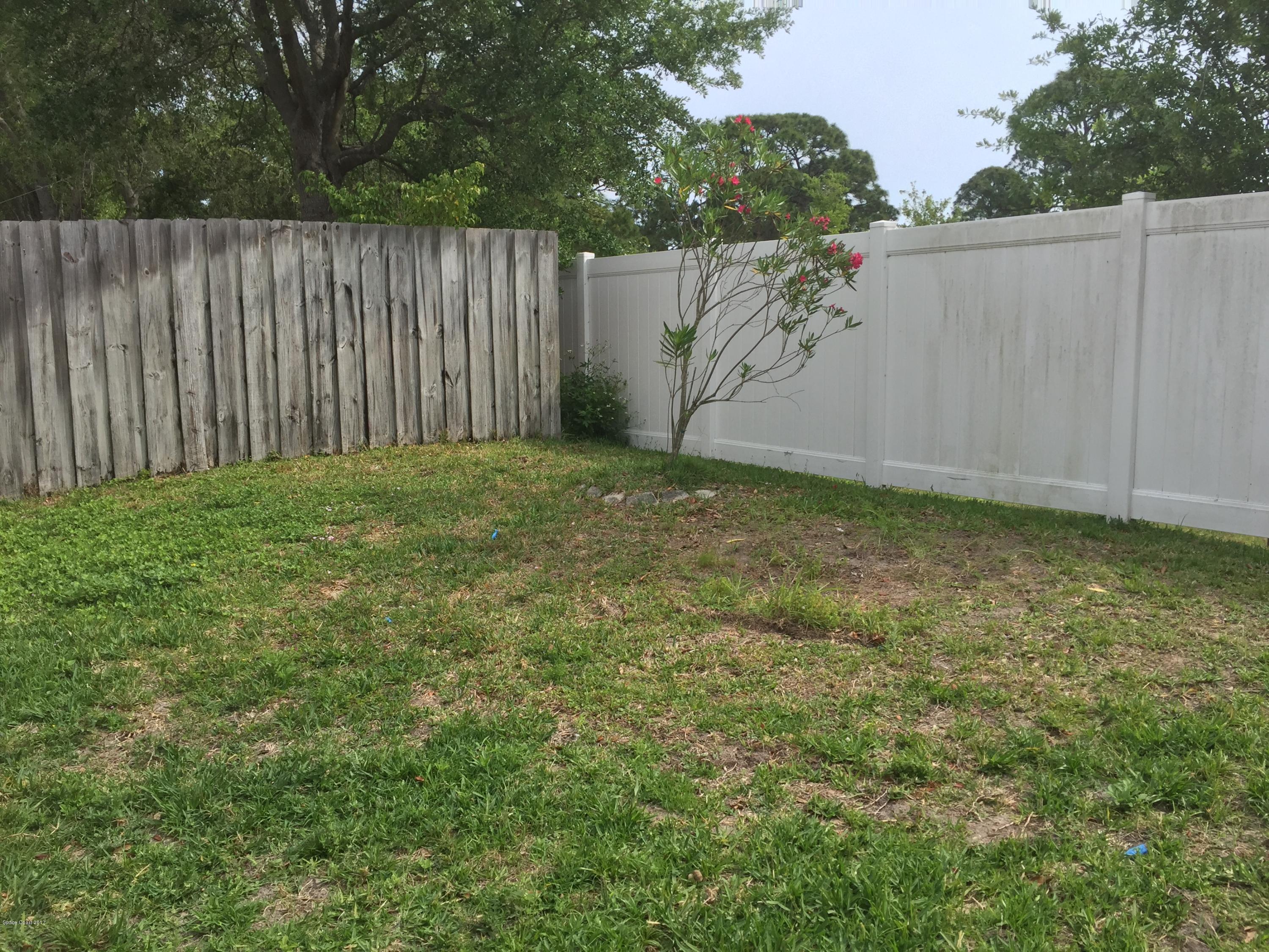 958 Riviera Point Drive Rockledge, FL 32955 - Photo 22 of 25 backyard