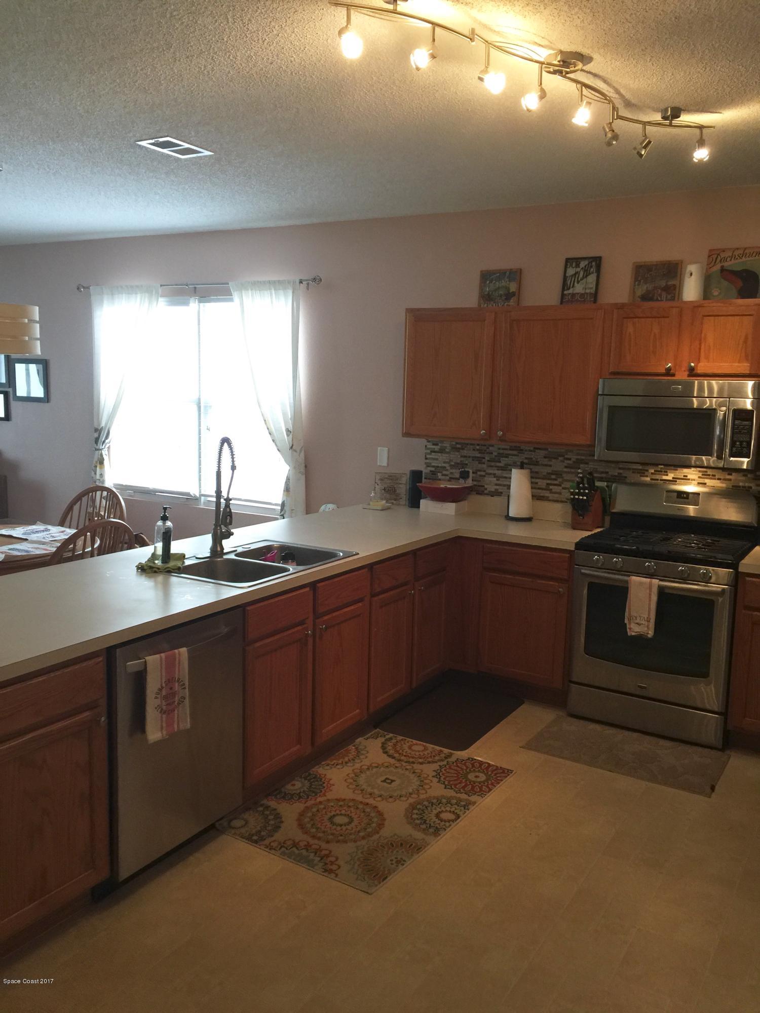 958 Riviera Point Drive Rockledge, FL 32955 - Photo 9 of 25 Natural light