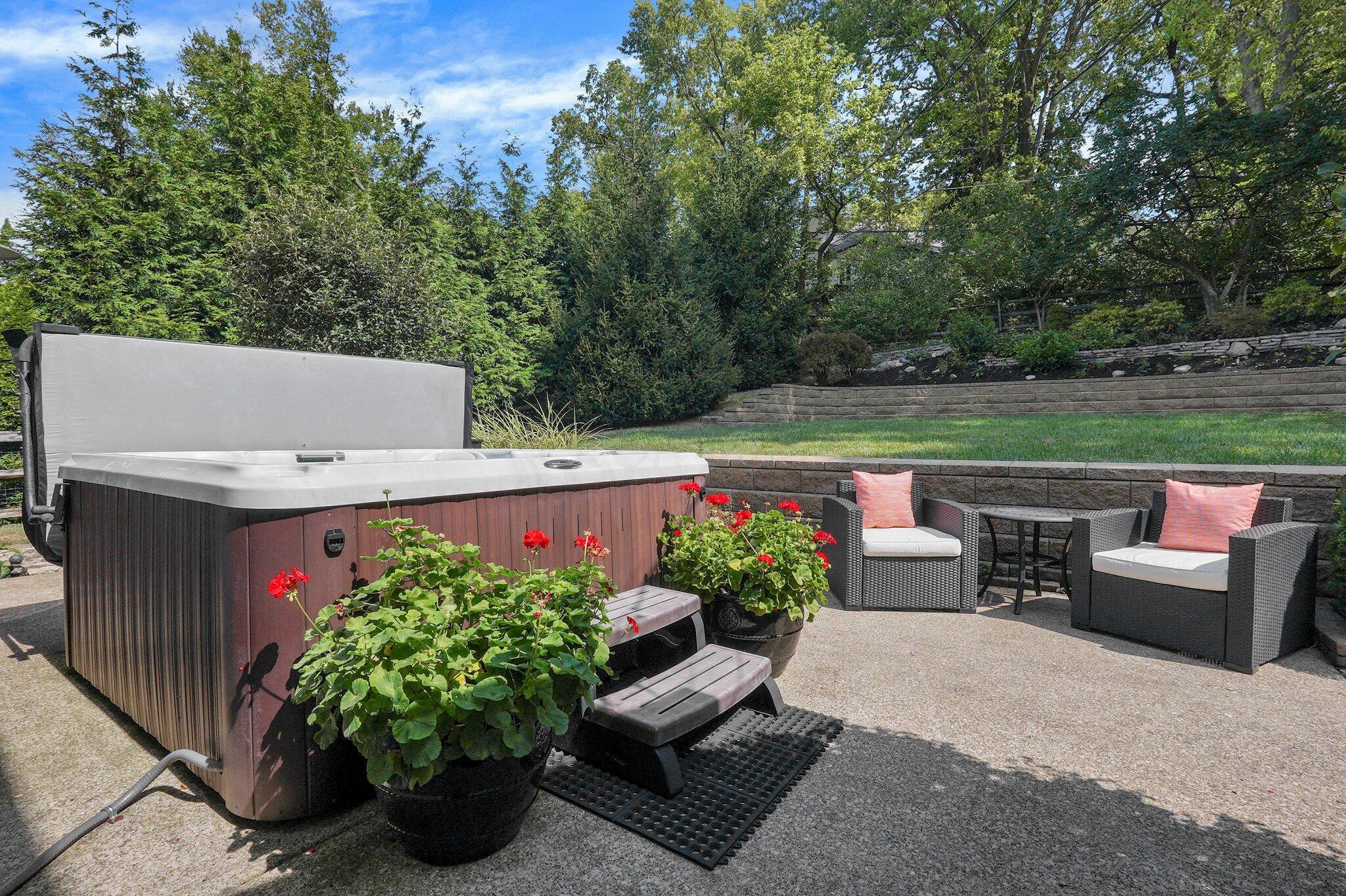 4556 Langport Road Upper Arlington, OH 43220 - Photo 60 of 66 Hot Tub