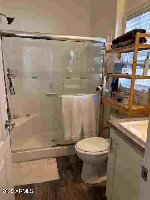 16 North Star Vale Road, Unit 114B Star Valley, AZ 85541 - Photo 9 of 14 Primary bathroom