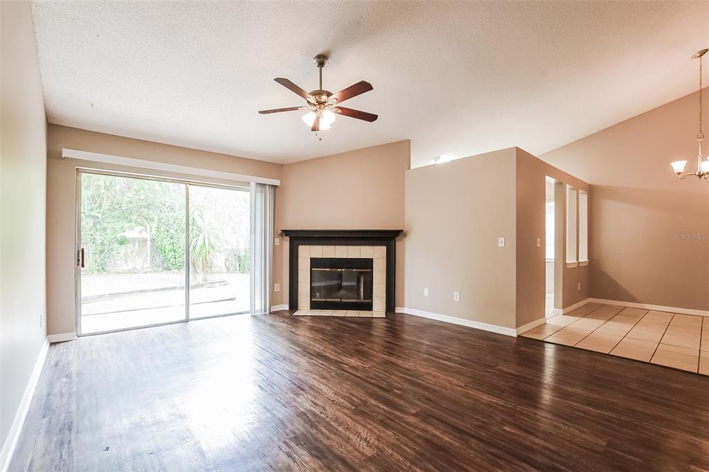 337 Mantis Loop Apopka, FL 32703 - Photo 4 of 16