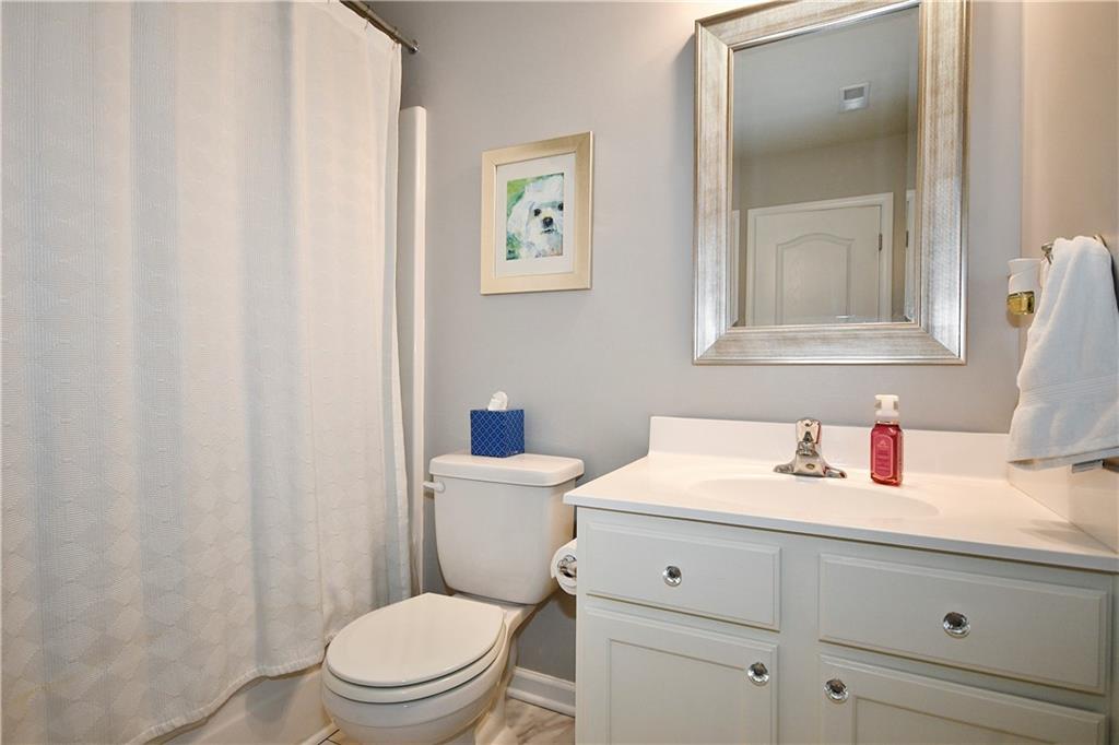 13 Truman Circle McKees Rocks, PA 15136 - Photo 20 of 25 Gallery Image 20