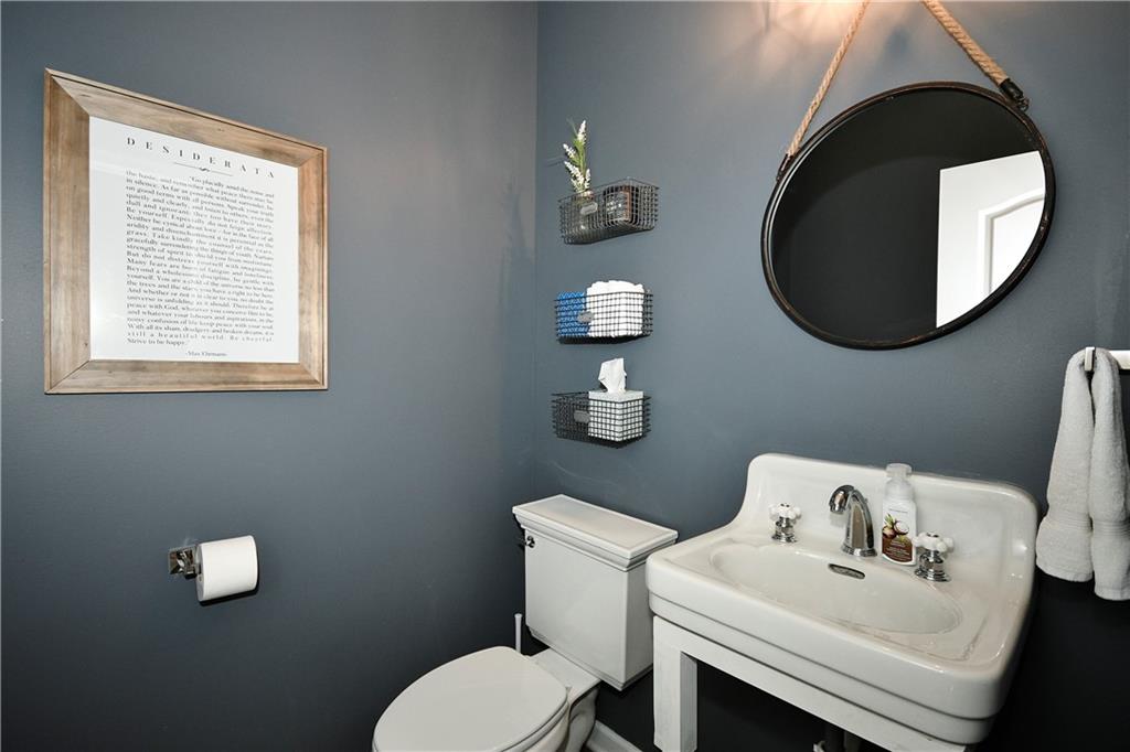 13 Truman Circle McKees Rocks, PA 15136 - Photo 23 of 25 Gallery Image 23