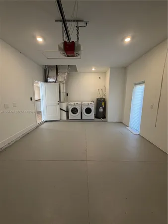 $2,000 | 4719 28th Street Southwest, Unit 4719, Lehigh Acres, FL 33973