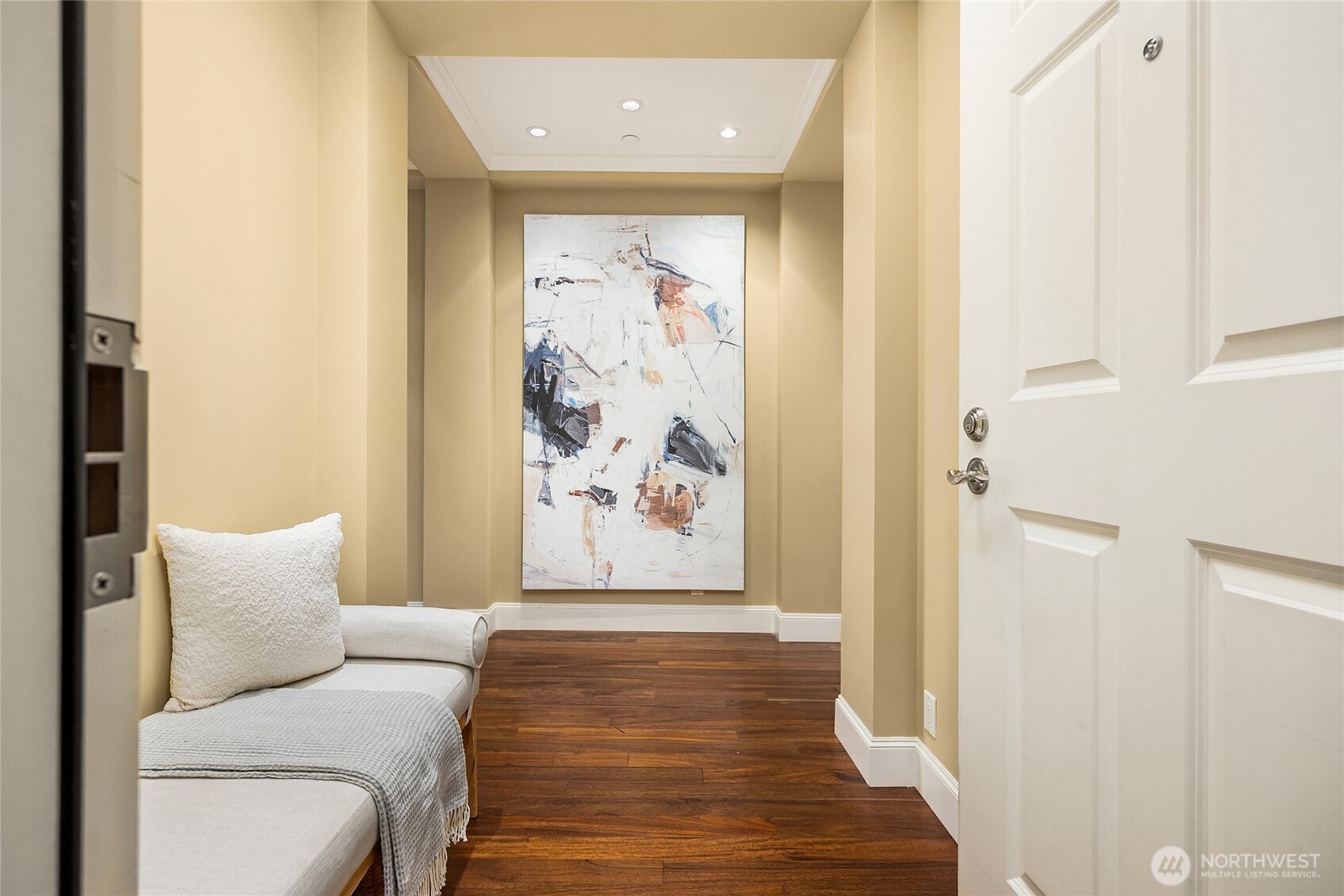 1185 Broadway Avenue East, Unit PH8 Seattle, WA 98102 - Photo 2 of 40