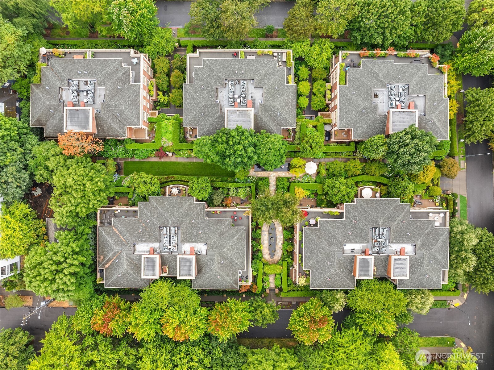 1185 Broadway Avenue East, Unit PH8 Seattle, WA 98102 - Photo 36 of 40