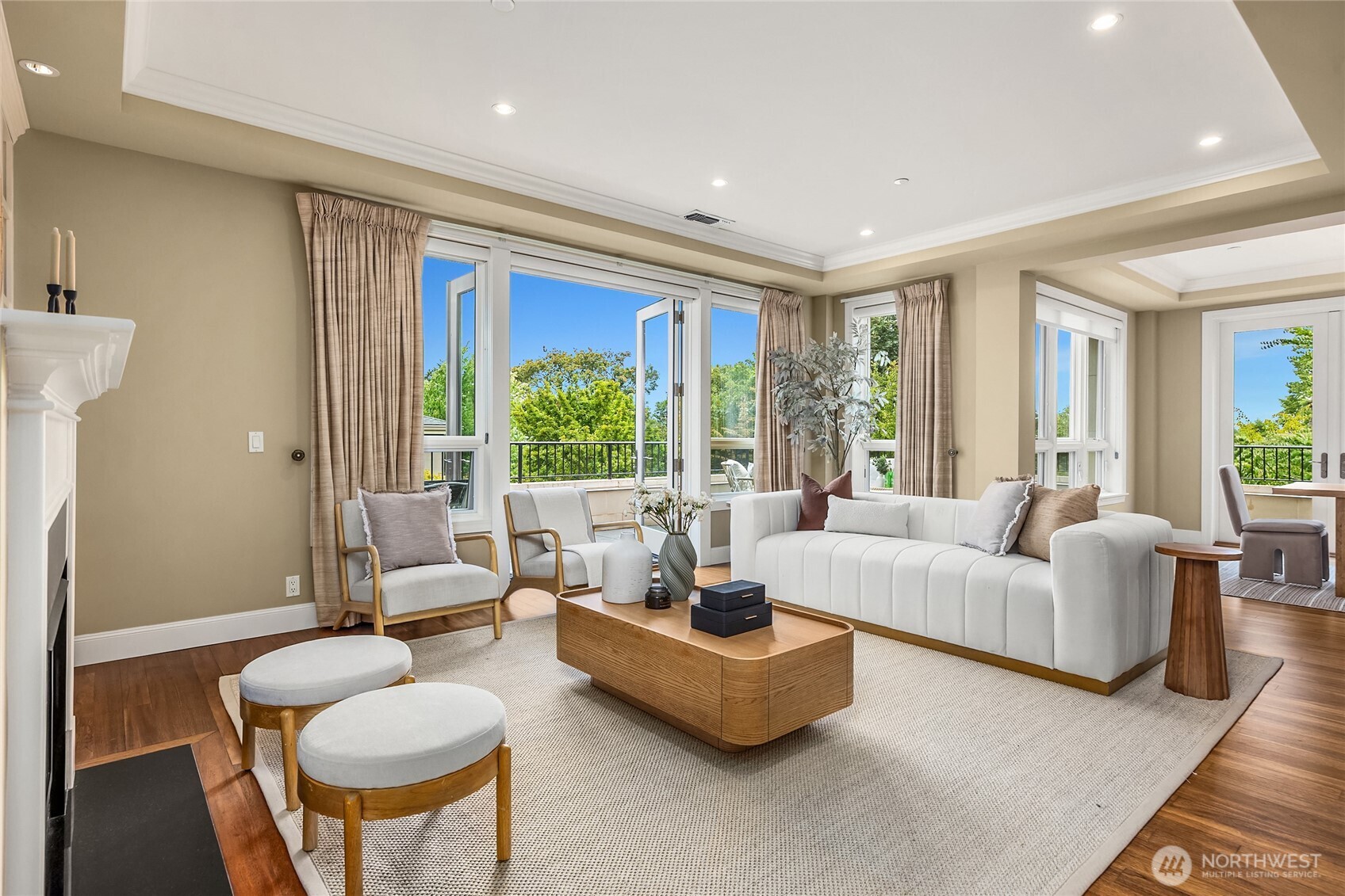 1185 Broadway Avenue East, Unit PH8 Seattle, WA 98102 - Photo 5 of 40