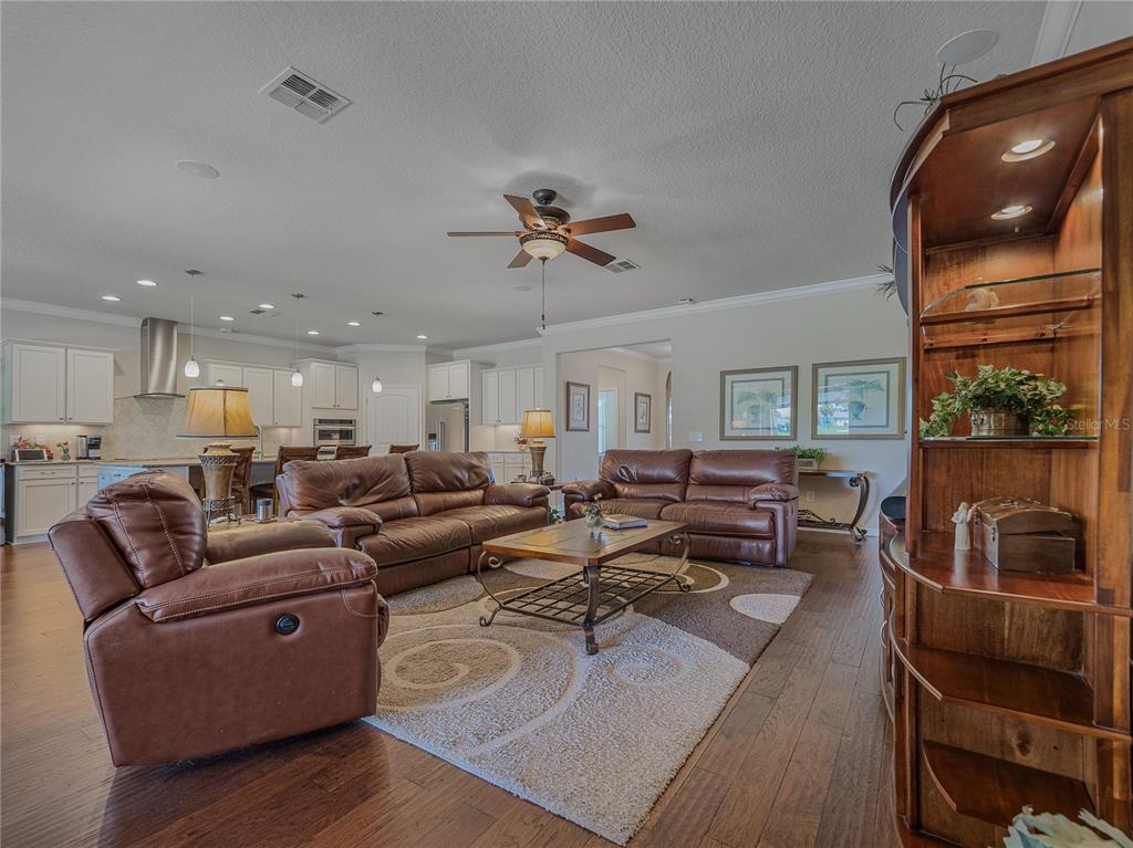 9527 Southwest 70th Loop Ocala, FL 34481 - Photo 16 of 62 Gallery Image 16