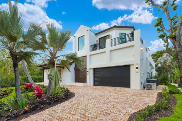 $7,950,000 | 23 Coconut Lane, Ocean Ridge, FL 33435
