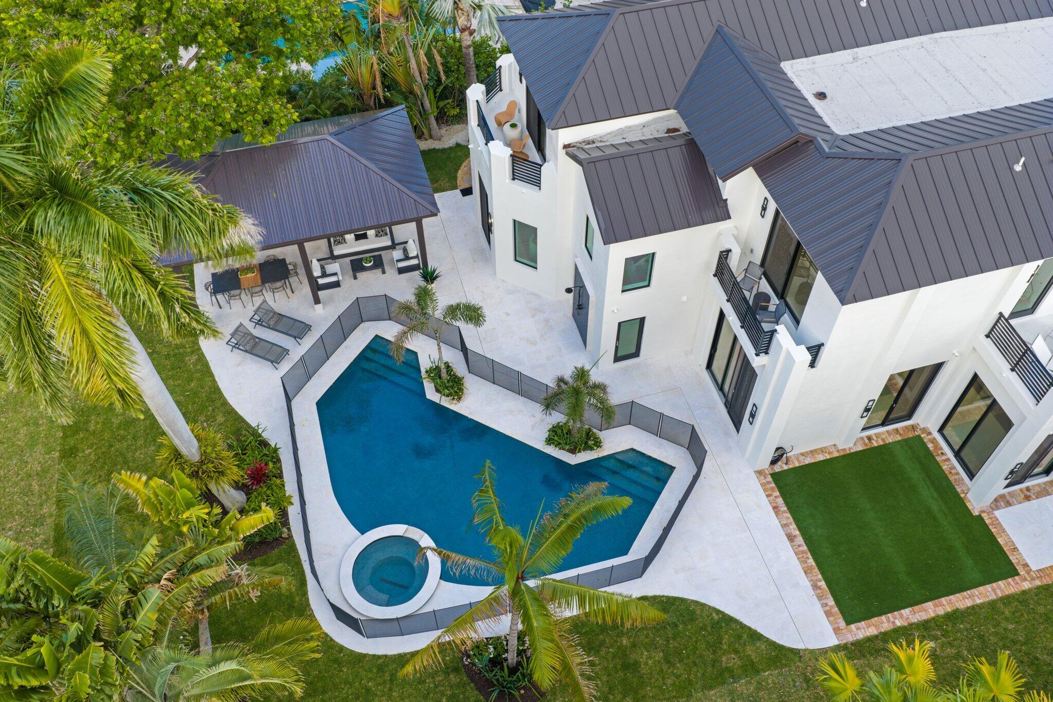 23 Coconut Lane Ocean Ridge, FL 33435 - Photo 5 of 72 23 Coconut Ln - 102.jpg-SMALL