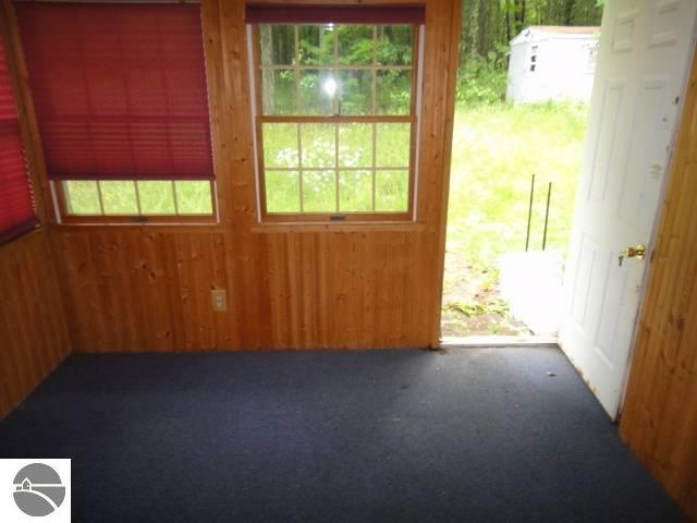 132 Lake Valley Road Northeast Kalkaska, MI 49646 - Photo 12 of 20 1729574-11.JPG
