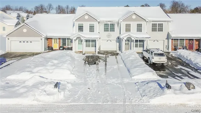 $2,400 | 212 Edmund Street, Hounsfield, NY 13685