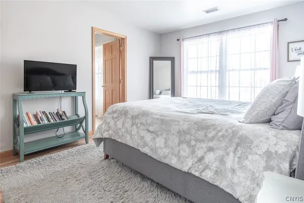 $2,400 | 212 Edmund Street, Hounsfield, NY 13685