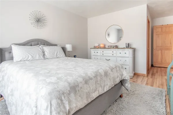 $2,400 | 212 Edmund Street, Hounsfield, NY 13685