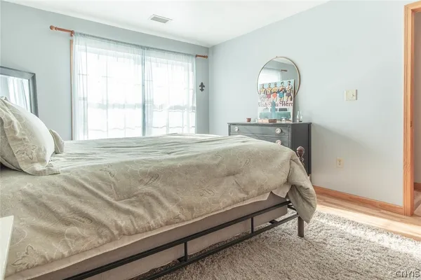 $2,400 | 212 Edmund Street, Hounsfield, NY 13685