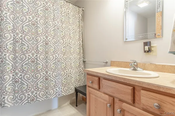 $2,400 | 212 Edmund Street, Hounsfield, NY 13685