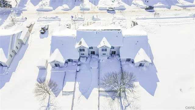 $2,400 | 212 Edmund Street, Hounsfield, NY 13685