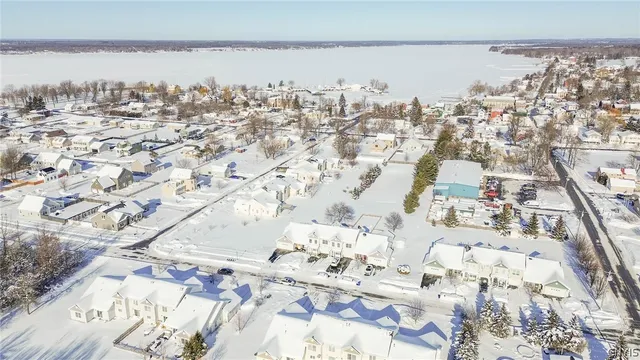 $2,400 | 212 Edmund Street, Hounsfield, NY 13685