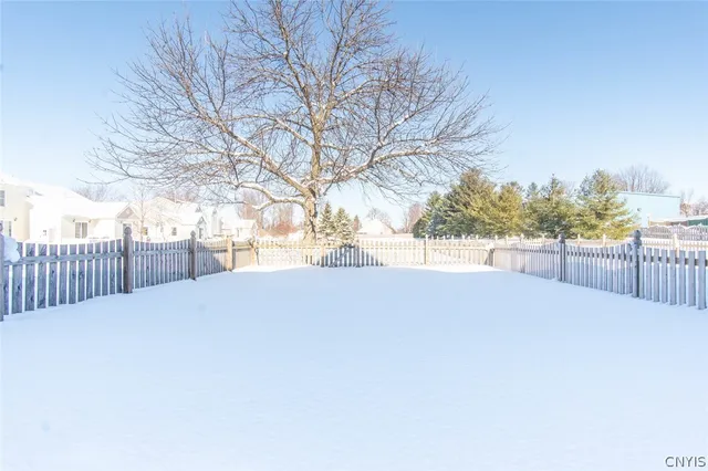 $2,400 | 212 Edmund Street, Hounsfield, NY 13685