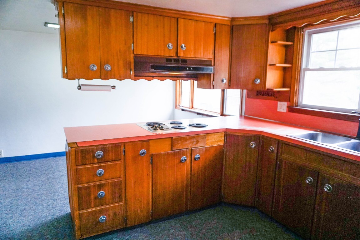 388 West Hill Road Vestal, NY 13850 - Photo 5 of 37 Gallery Image 5