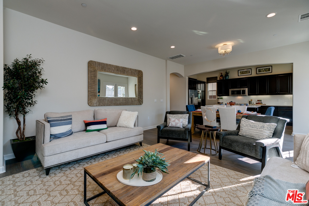 1624 Range Road, Unit 761 Oxnard, CA 93036 - Photo 3 of 18