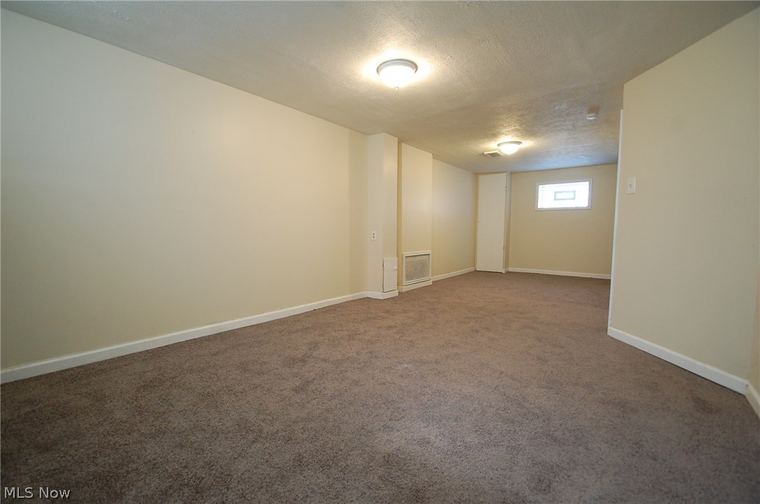 805 South Green Road Cleveland, OH 44121 - Photo 15 of 17