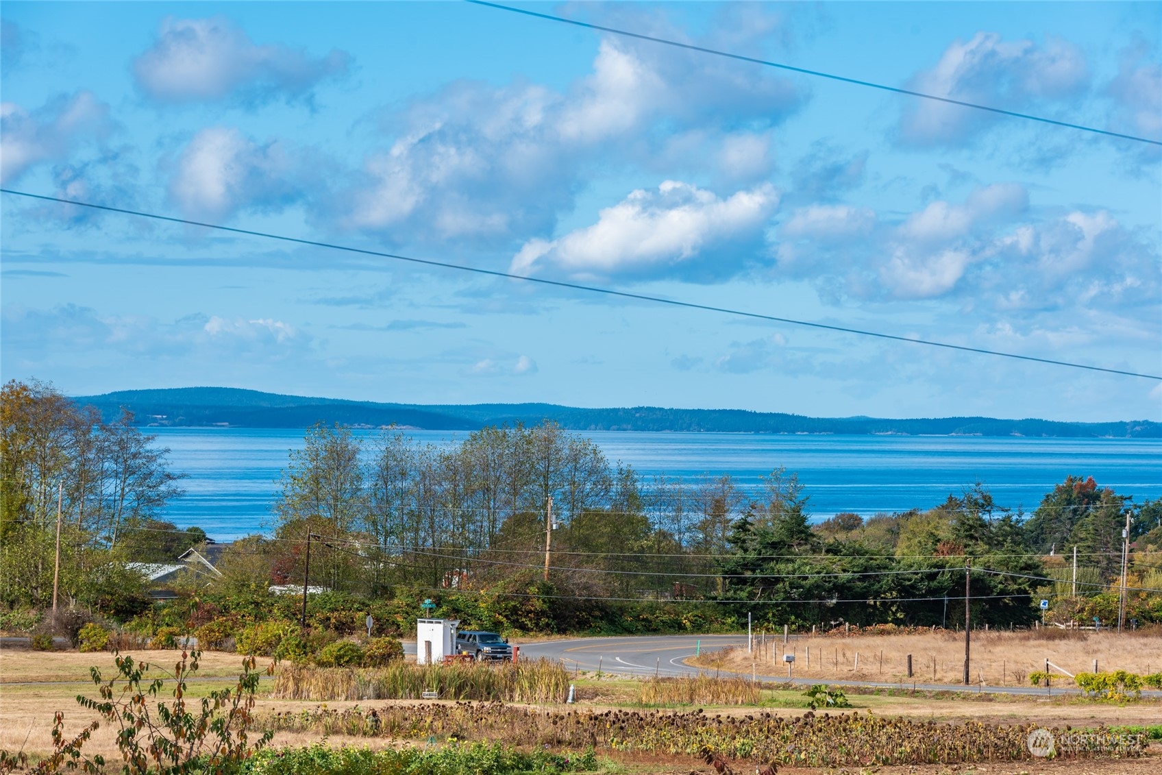 739 West Banta Road Oak Harbor, WA 98277 - Photo 2 of 40