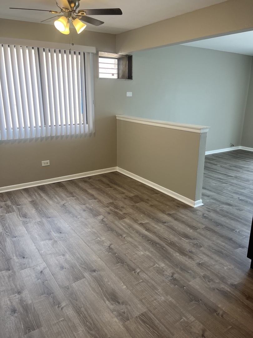 6045 Marshall Avenue, Unit 2W Chicago Ridge, IL 60415 - Photo 4 of 9