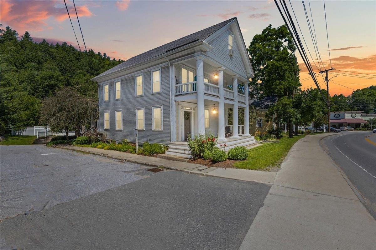 134 South Main Street, Unit A2 Stowe, VT 05672 - Photo 2 of 34