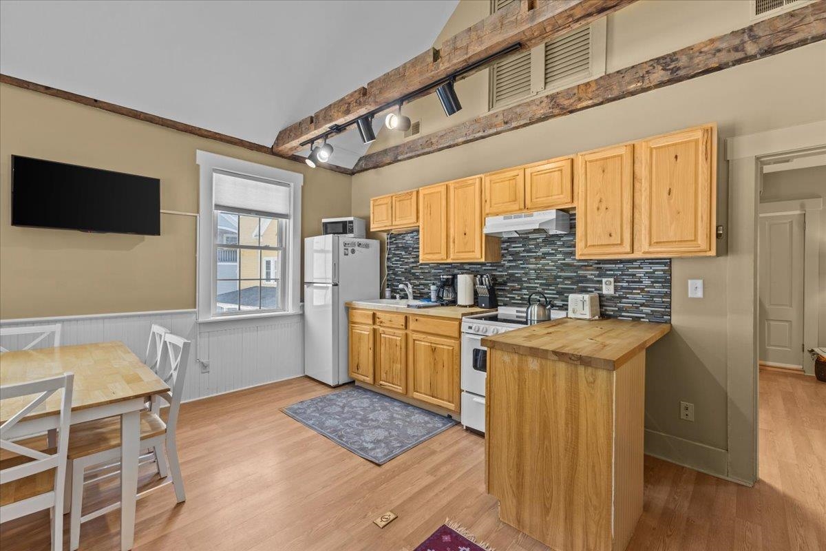 134 South Main Street, Unit A2 Stowe, VT 05672 - Photo 21 of 34