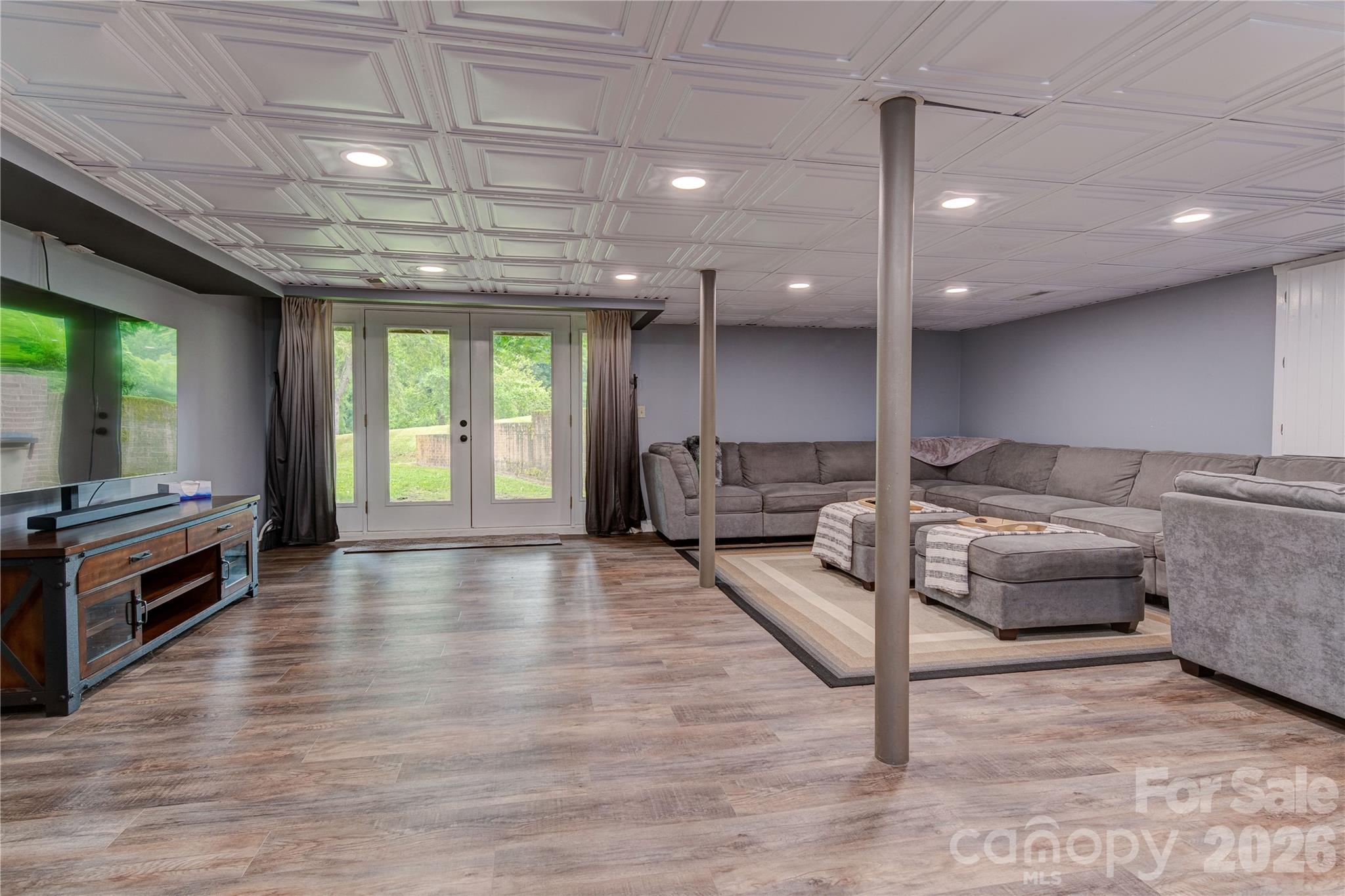 97 Circle East Ranch Road Burnsville, NC 28714 - Photo 17 of 45