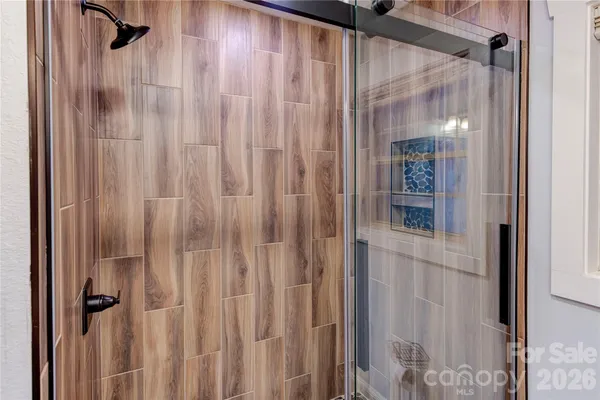 $950,000 | 97 Circle East Ranch Road, Burnsville, NC 28714