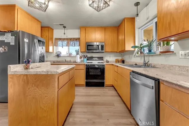 $599,000 | 21550 Leaf Avenue, Corning, CA 96021