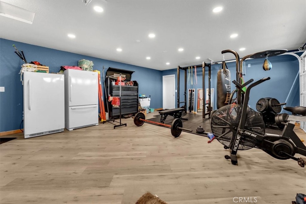21550 Leaf Avenue Corning, CA 96021 - Photo 29 of 71 a view of a room with gym equipment