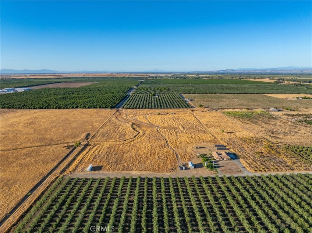21550 Leaf Avenue Corning, CA 96021 - Photo 66 of 71 a view of an ocean