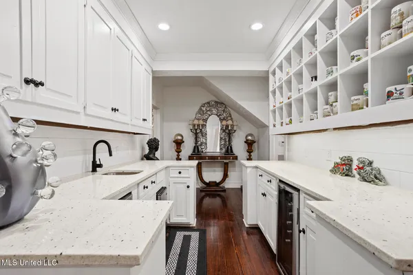 $549,500 | 803 Meadowbrook Road, Jackson, MS 39216