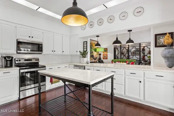 $549,500 | 803 Meadowbrook Road, Jackson, MS 39216