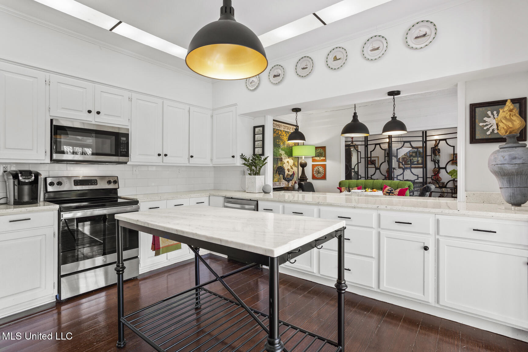 803 Meadowbrook Road Jackson, MS 39216 - Photo 28 of 86 Kitchen