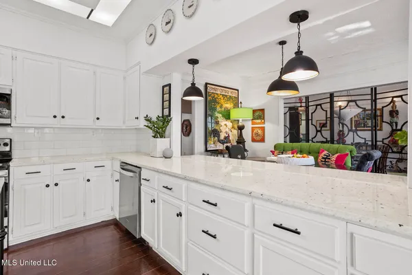 $549,500 | 803 Meadowbrook Road, Jackson, MS 39216
