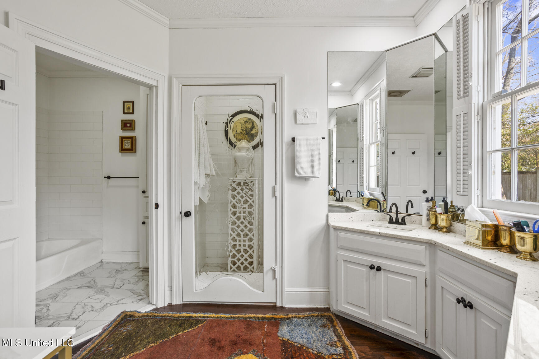 803 Meadowbrook Road Jackson, MS 39216 - Photo 48 of 86 Primary Bathroom