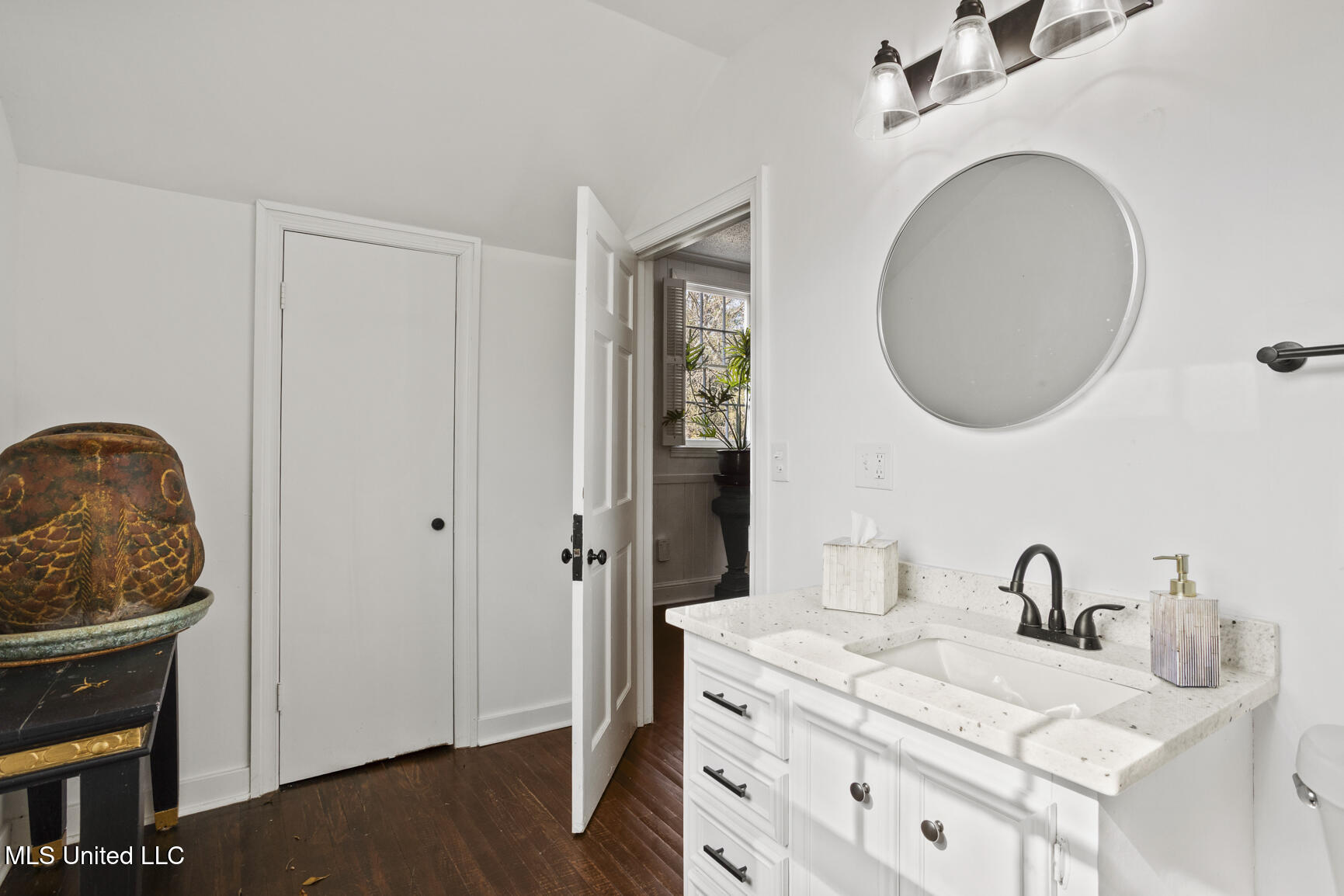 803 Meadowbrook Road Jackson, MS 39216 - Photo 65 of 86 Bonus Bathroom