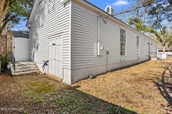 $549,500 | 803 Meadowbrook Road, Jackson, MS 39216