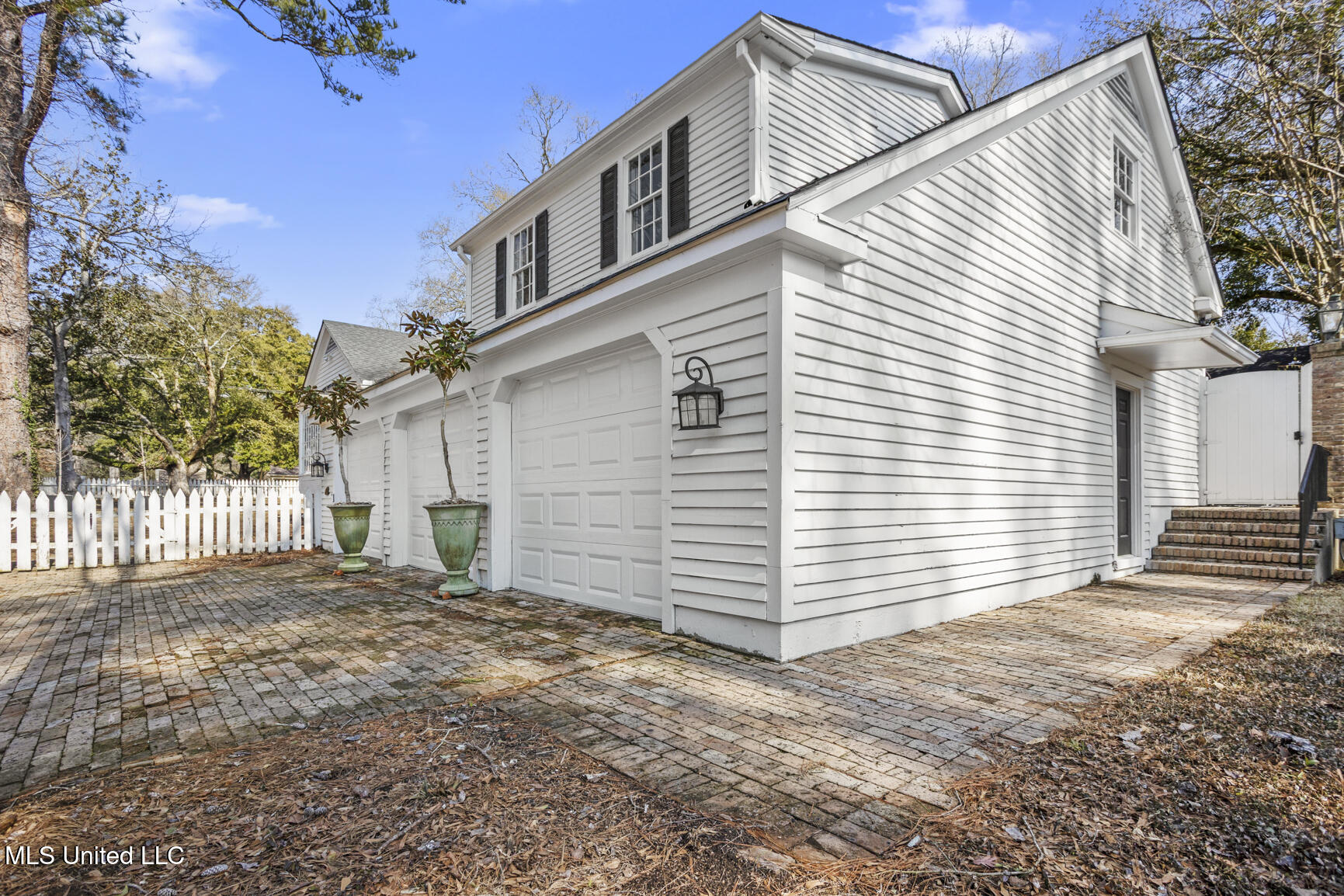 803 Meadowbrook Road Jackson, MS 39216 - Photo 84 of 86 3 Car Garage