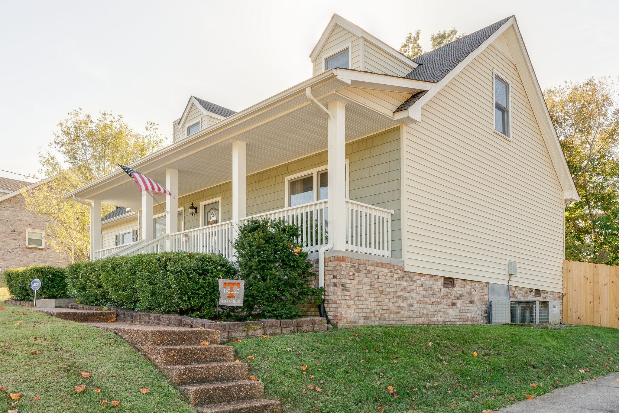 1314 Sun Valley Road Clarksville, TN 37040 - Photo 2 of 29 Gallery Image 2