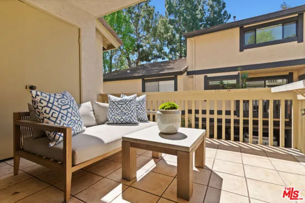 $1,050,000 | 5008 Timberlake Terrace, Culver City, CA 90230