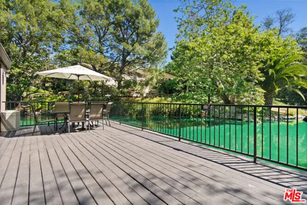$1,050,000 | 5008 Timberlake Terrace, Culver City, CA 90230