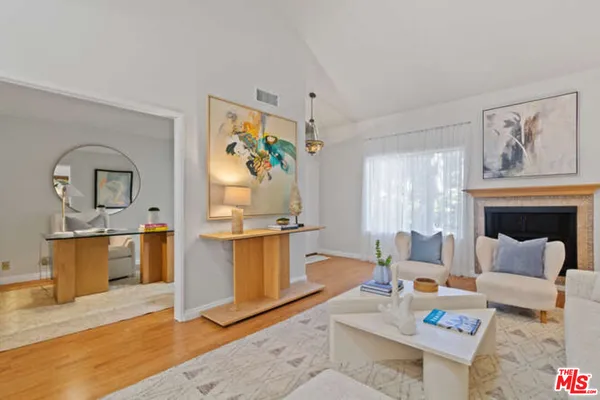 $1,050,000 | 5008 Timberlake Terrace, Culver City, CA 90230