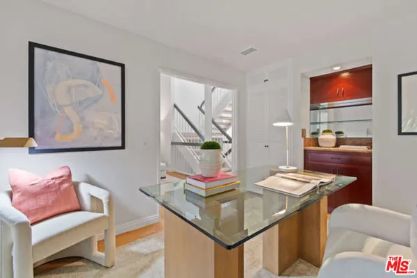 $1,050,000 | 5008 Timberlake Terrace, Culver City, CA 90230