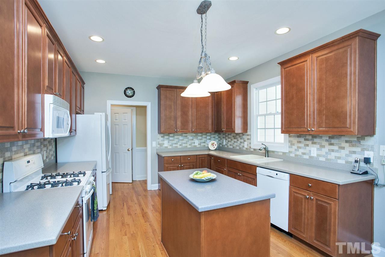 5772 Olde South Road Raleigh, NC 27606 - Photo 8 of 25 Gallery Image 8